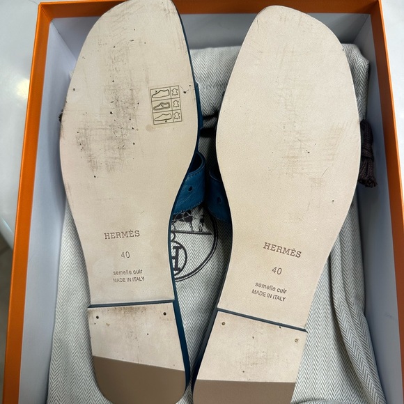 HERMES Ostrich Oran Sandals - Picture 7 of 8